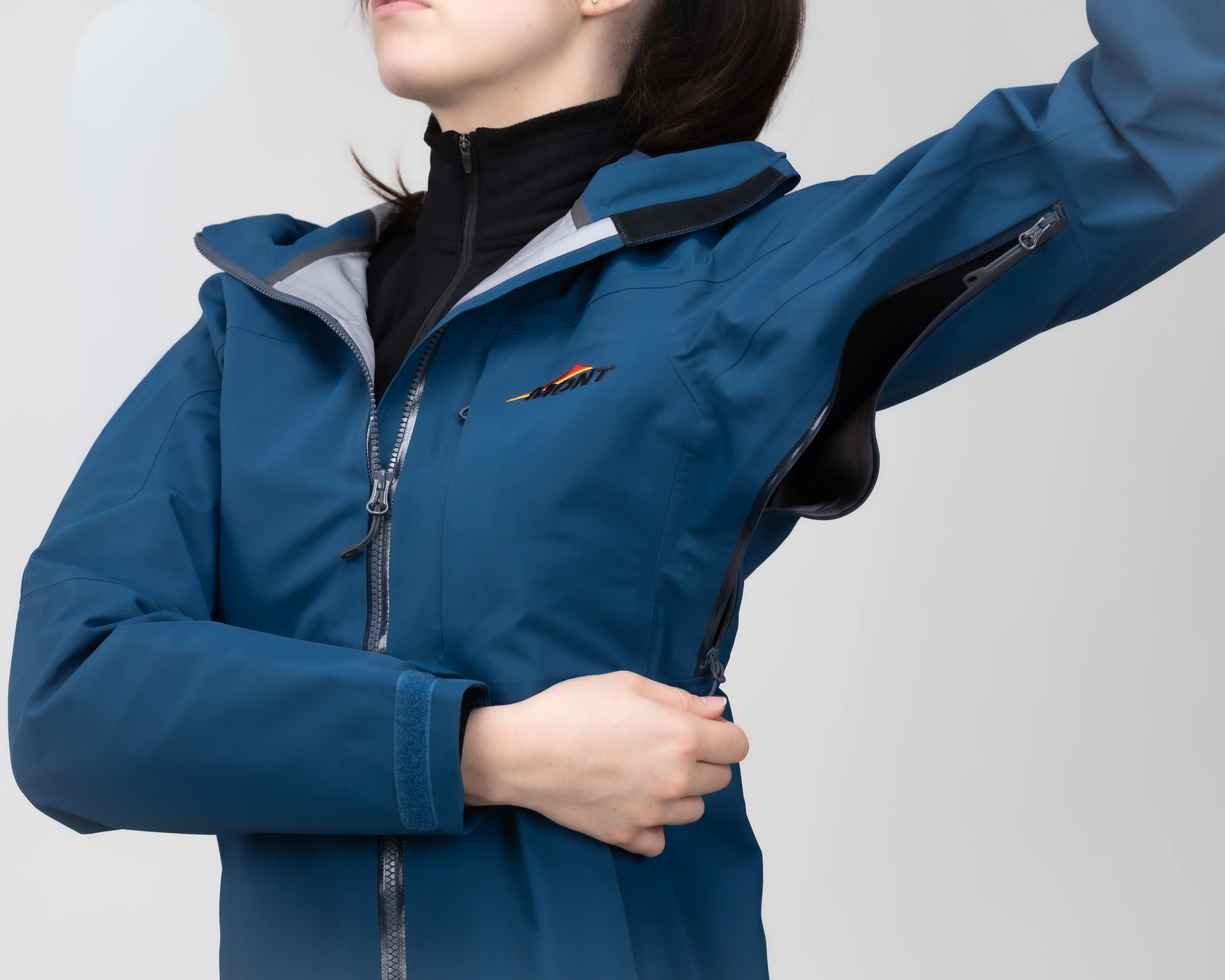 Odyssey Jacket Women - Image 8